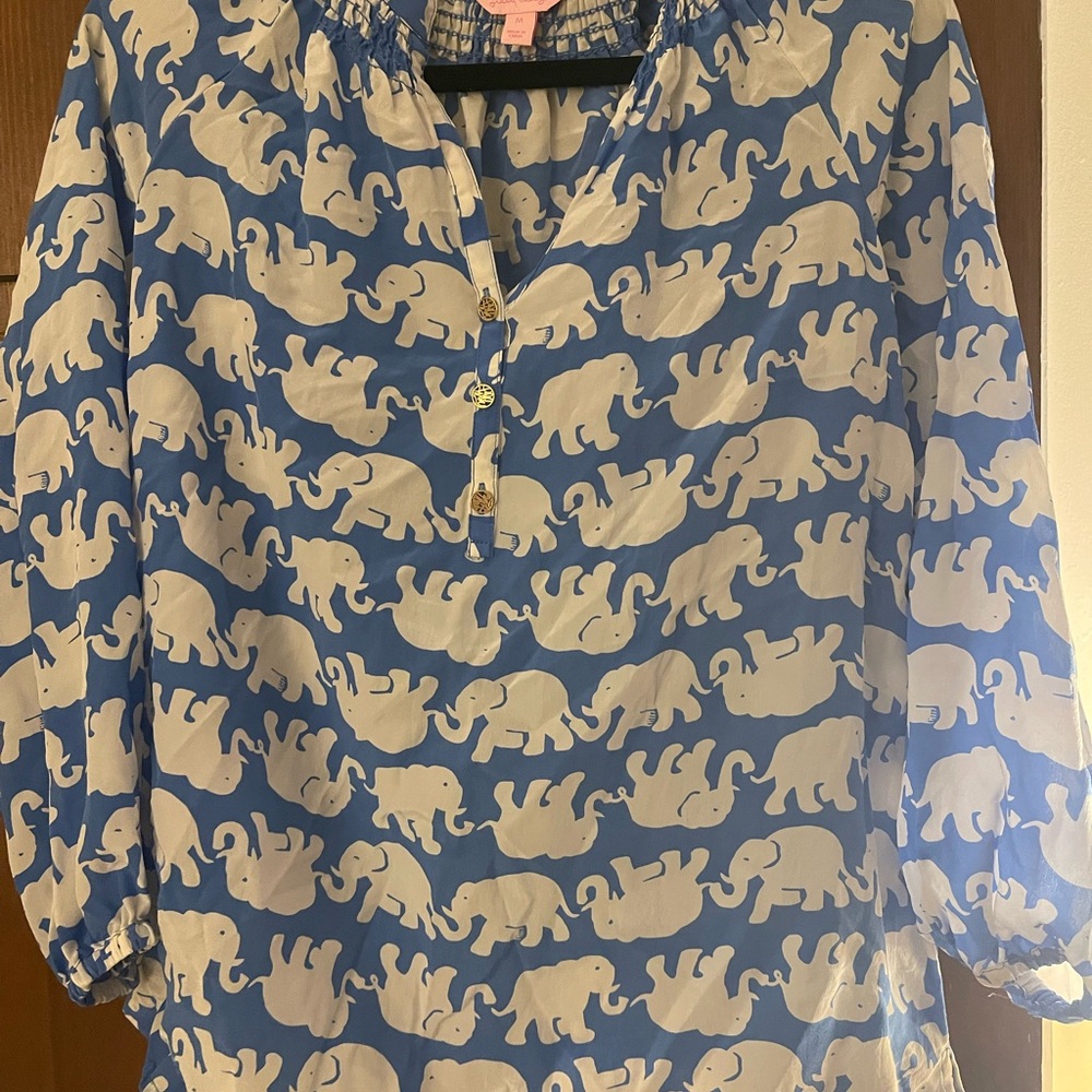 Lilly Pulitzer Blue and Cream Patterned Top